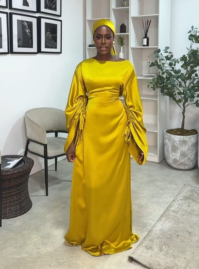 Áfàméfùnà dress